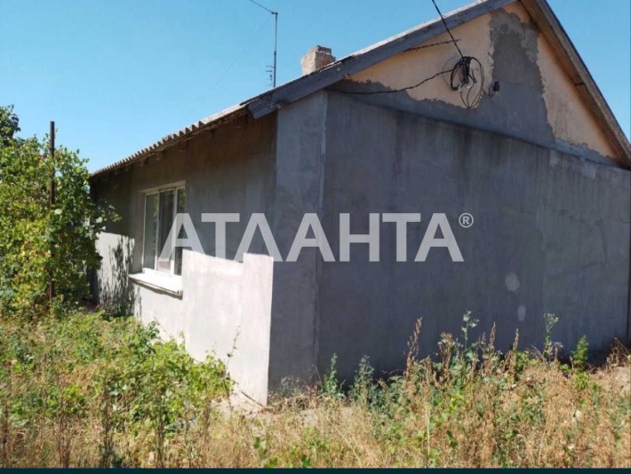 Дом в центре села, с газом. Документы на дом и землю. - фото 1