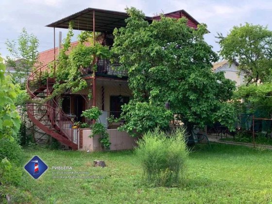 Продам дом с камином в первой линии лимана