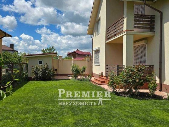 Продається 2 поверх. будинок біля моря в с. Санжійка Санжейка