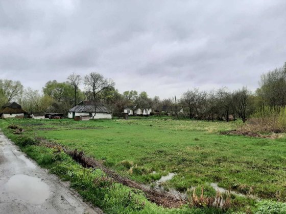 Будинок із землею Хорол