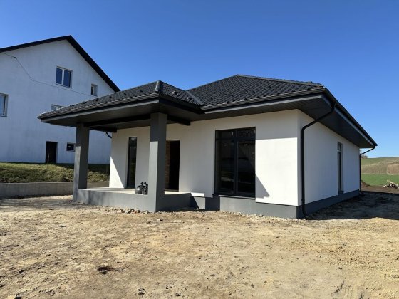 Продаж нового будинку біля школи Обарів Обаров