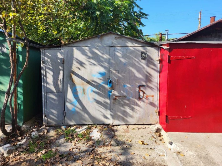 Продам гараж 11,3 кв.м. ГК "Прибой" 2800 - фото 1