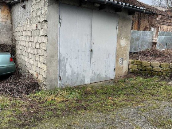 Продам гараж, р-н Водолікарні Каменец-Подольский