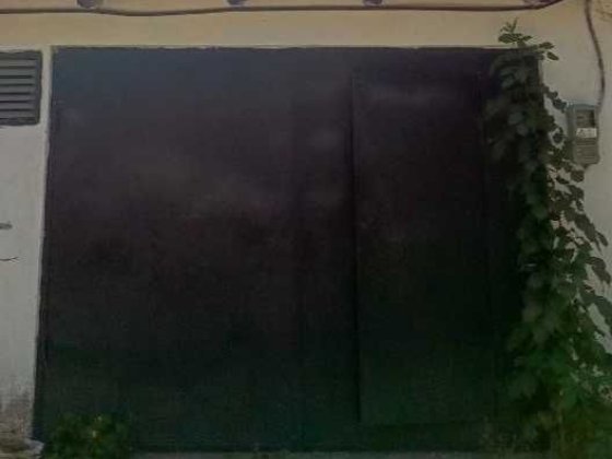 Продам гараж центр Каменец-Подольский