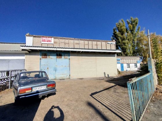 Продам бокс, под СТО Лозова