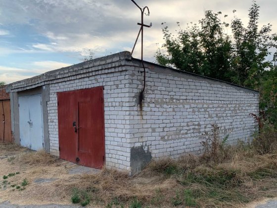 Гараж в районі автовокзалу Очаків