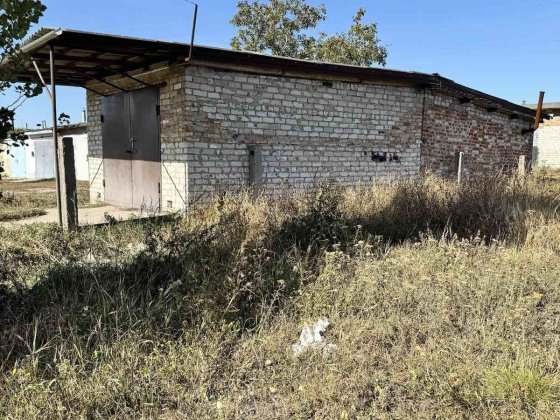 Продам гараж 4×12 на ПХЗ первый ряд от 11 школы Павлоград