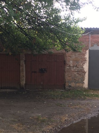 Гараж для транспорту з погребом, продаж,оренда. - фото 1