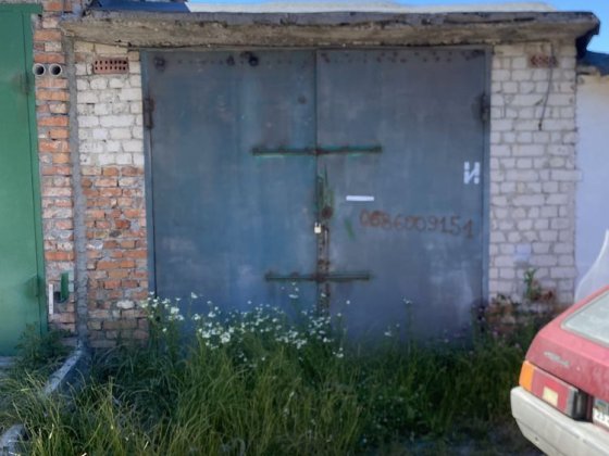 Продам цегляний гараж з воротами під бус Хмельницкий