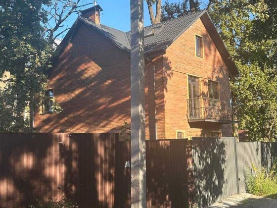 Продам будинок гарної якості в найпрестижнішому районі Ірпеня, чистова Ірпінь