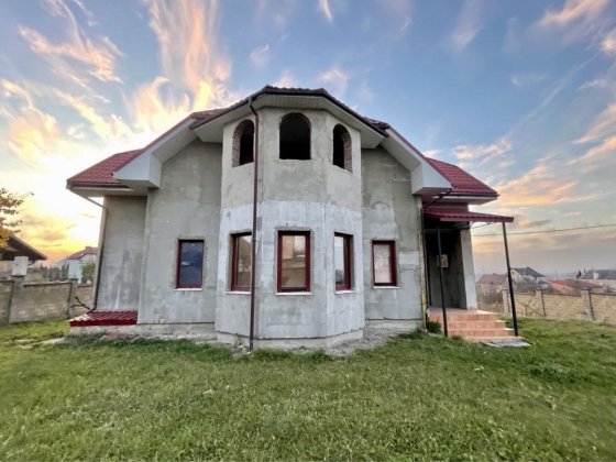 Продається будинок р-н Авторинок Ровно