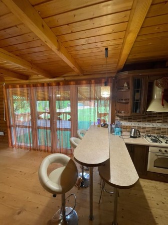 Продаж будинку зі зрубу, можна під бізнес! Локація супер - фото 1