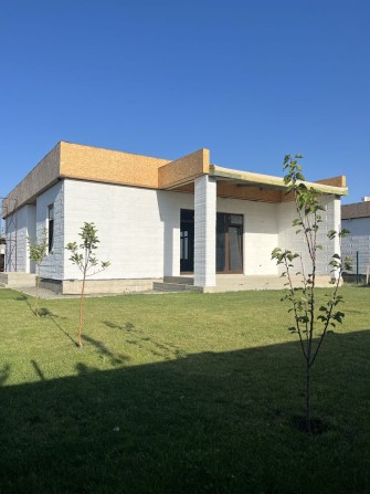 Продається сучасний котедж в Ужгороді - фото 1