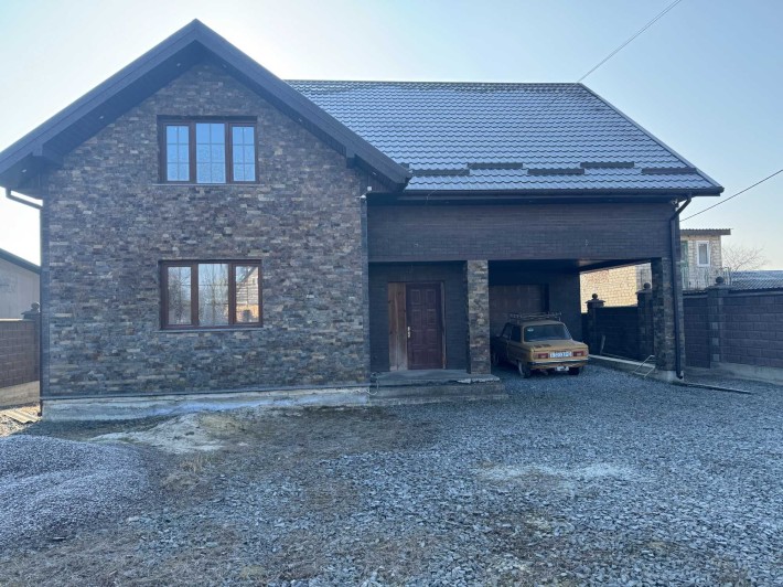 ВИГІДНА ПРОПОЗИЦІЯ! Добротний будинок у Корневі, є всі комунікації! - фото 1