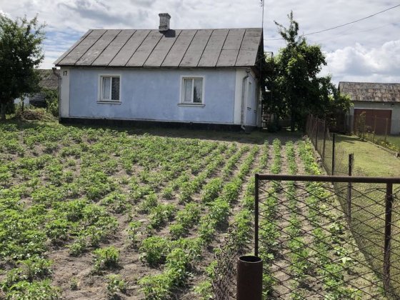 Продаю будинок в дуже хорошому місці на Островського(Студентська),17 Березне