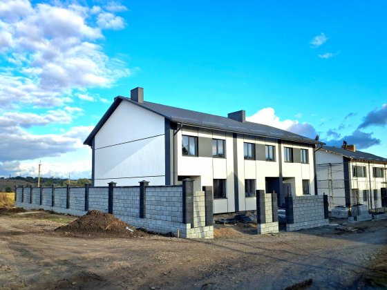 Новий  комплекс Versal Town !Котеджі з максимальною комплектацією Бармаки