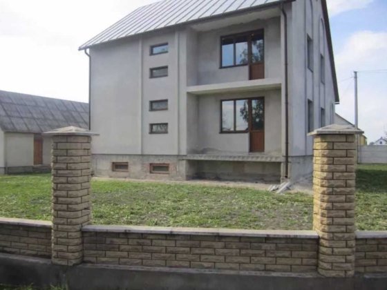 Продам  новий будинок Млинів