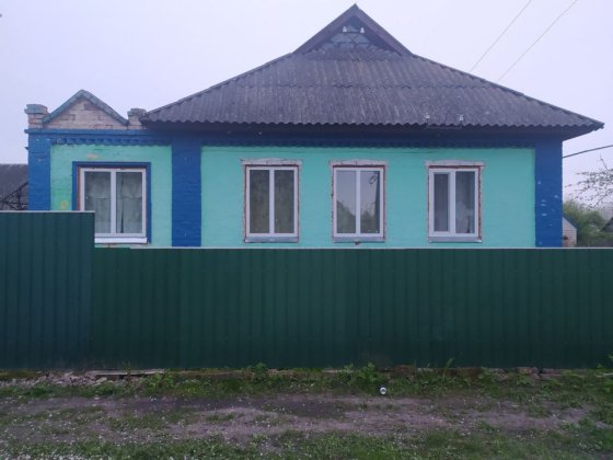 Будинок у м.Буринь, житловий стан, газ, вода, ₴12500(торг)Ціну знижено Буринь