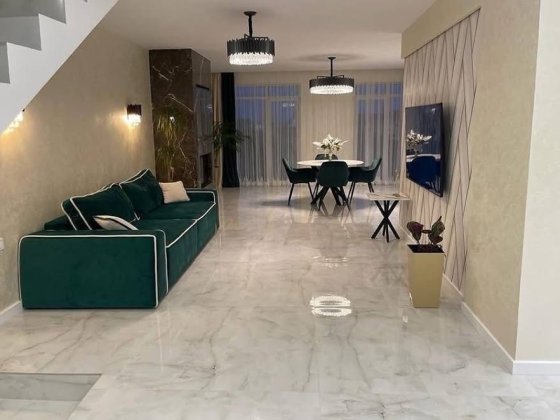 Сучасний, стильний котедж у с. Байківці Байковцы