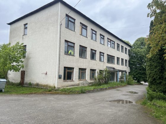 Продається  здається в оренду будинок профілактично- оздоровчий заклад Гусятин