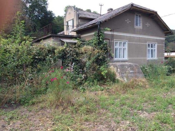 Будинок в Добрівляни(0м від м.Заліщики)+земельна ділянка. Заліщики