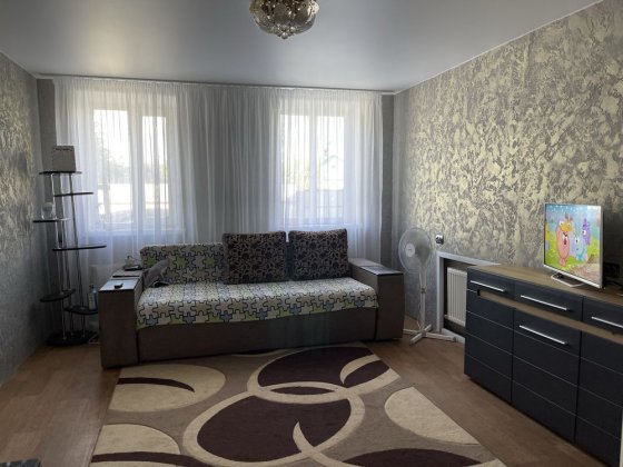 Продам дом в г.Балаклея с мебелью и техникой Балаклія