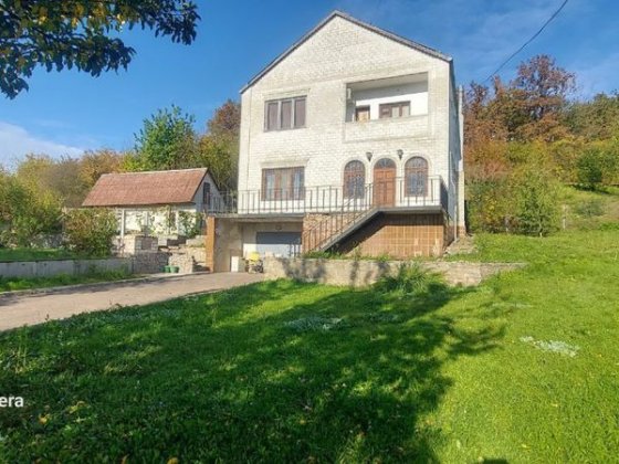 Продам дом в Харьковском районе, п.г.т. Новая Водолага Новая Водолага