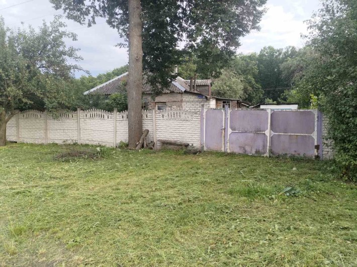 Продам дом с газом Нововодолажский район ул Молодежная - фото 1