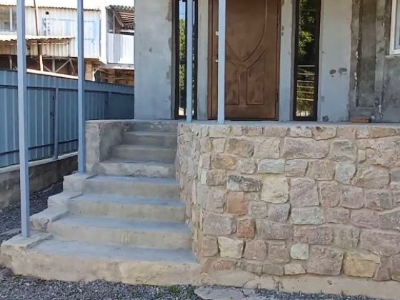 Півбудинку з усіма зручностями,на березі річки,до центру міста 500 м. Первомайськ