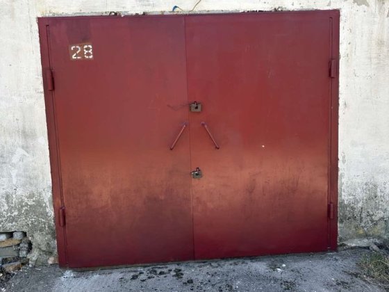 Гараж Ленкавського Манхеттен центр озеро 33,8м Івано-Франківськ