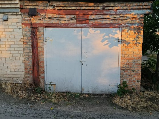 Продам гараж в кооперативі Жемчужина Кривий Ріг