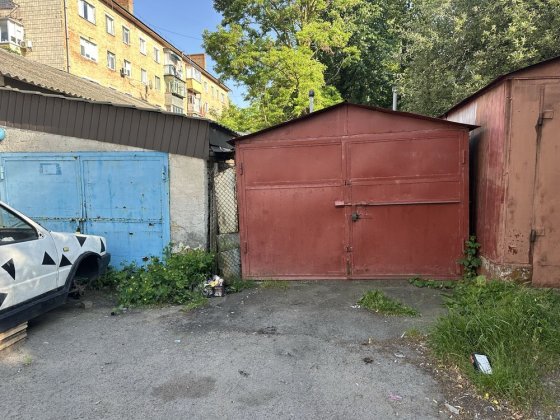 Продам гараж в р-н Податкової Ровно