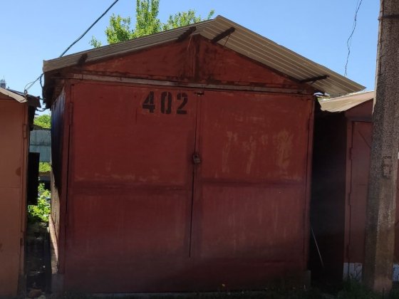 Продам або здам в оренду металевий гараж Ровно