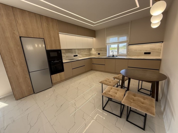 Будинок з ремонтом - фото 1