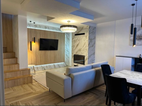 Продам будинок в Черкасах (Таунхаус) Черкаси