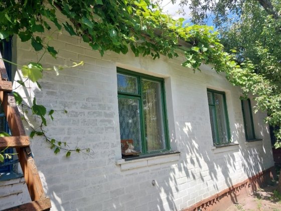 Продається окремий дім, ділянка 6 соток, зуп. Тичини Чернігів