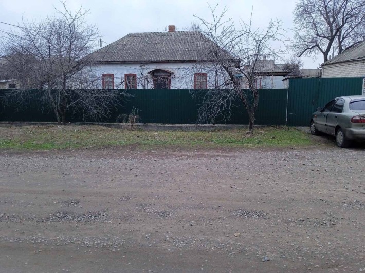 Продаю дві суміжні земельні ділянки з будинками , без посередників - фото 1