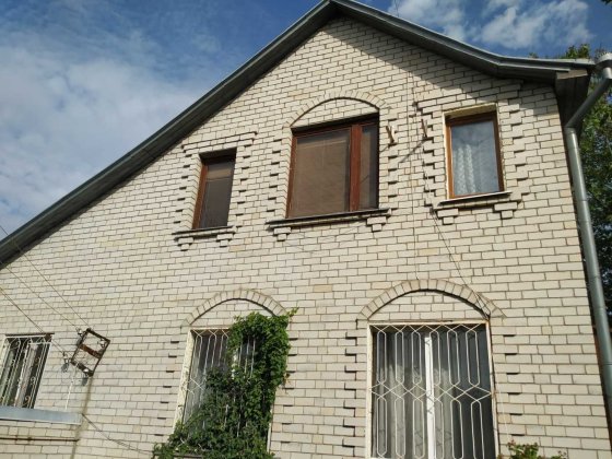 Продам будинок 2 поверхи Коротич Коротич