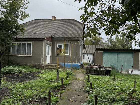 Продам будинок с.Довжок Довжок