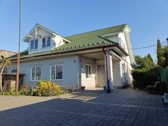 Добротний будинок в Тихому центрі міста. Золотоноша