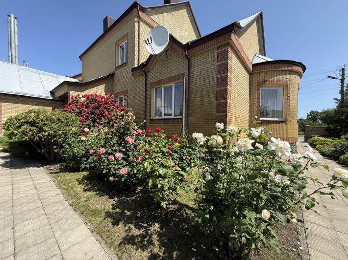 Будинок Слобода заходь та живи - фото 1