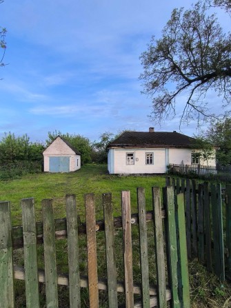 Продається пів будинку м. Христинівка по вул Садова. - фото 1