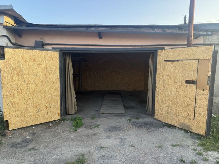 Продам гараж після ремонту на Боженка - фото 1