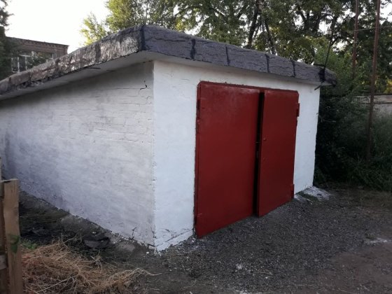 Продается кап гараж ост. Ц рынок по ул Лермонтова возле базара с док. Кривий Ріг