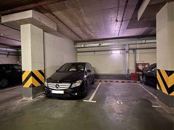 Продаж паркомісця, ЖК Космополітен, Cosmopolitan, Вул. Дегтярівська Київ