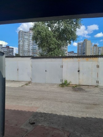 Гараж на вулиці Бальзака, 3 - фото 1