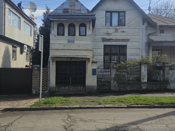 Продаж будинку Чернівці Черновцы