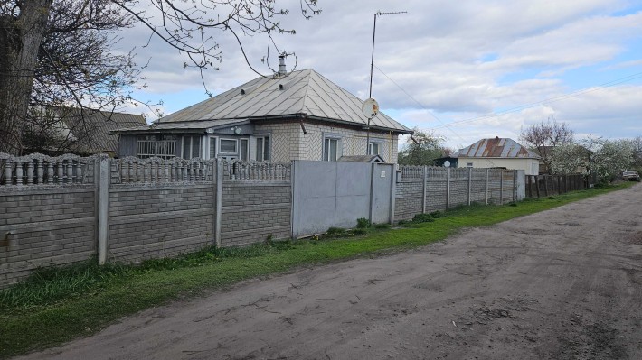 Продам добротний будинок - фото 1