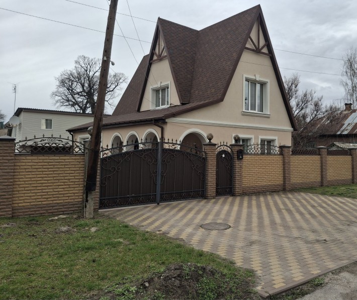 Продам будинок в місті Остер - фото 1