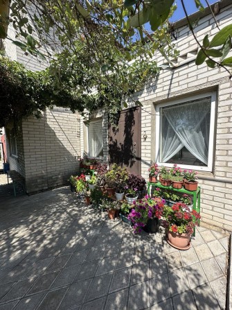 Продається гарний доглянутий будинок 90 м.кв. - фото 1